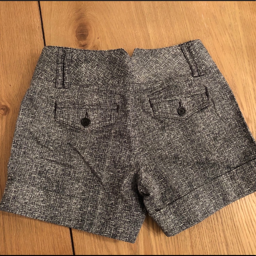 Express Crosshatch Pattern Shorts - image 3